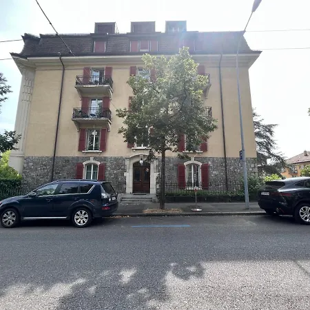 Standing In Lausanne